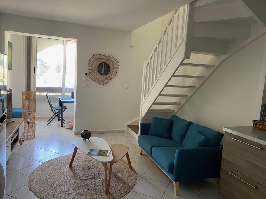 Ravissant T3 En Duplex Proche Mer Ла-Лонд-ле-Мор Екстер'єр фото