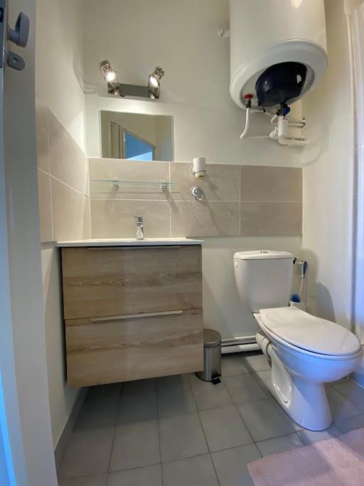 Ravissant T3 En Duplex Proche Mer Ла-Лонд-ле-Мор Екстер'єр фото